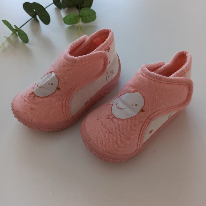 Chaussons taille 19